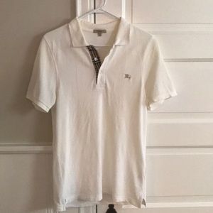 Authentic Men’s white Burberry polo Size Medium